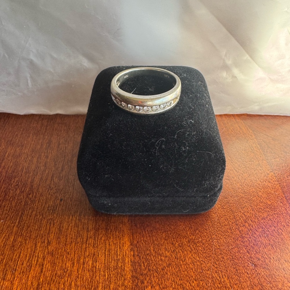 White gold and diamond Ring men’s size 10.5 10 k gold